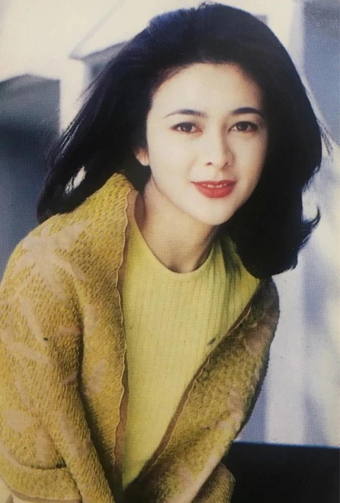 Beautiful Rasolin Kwan Rosamund Kwan broke the news that he is my favorite man, but he missed ...