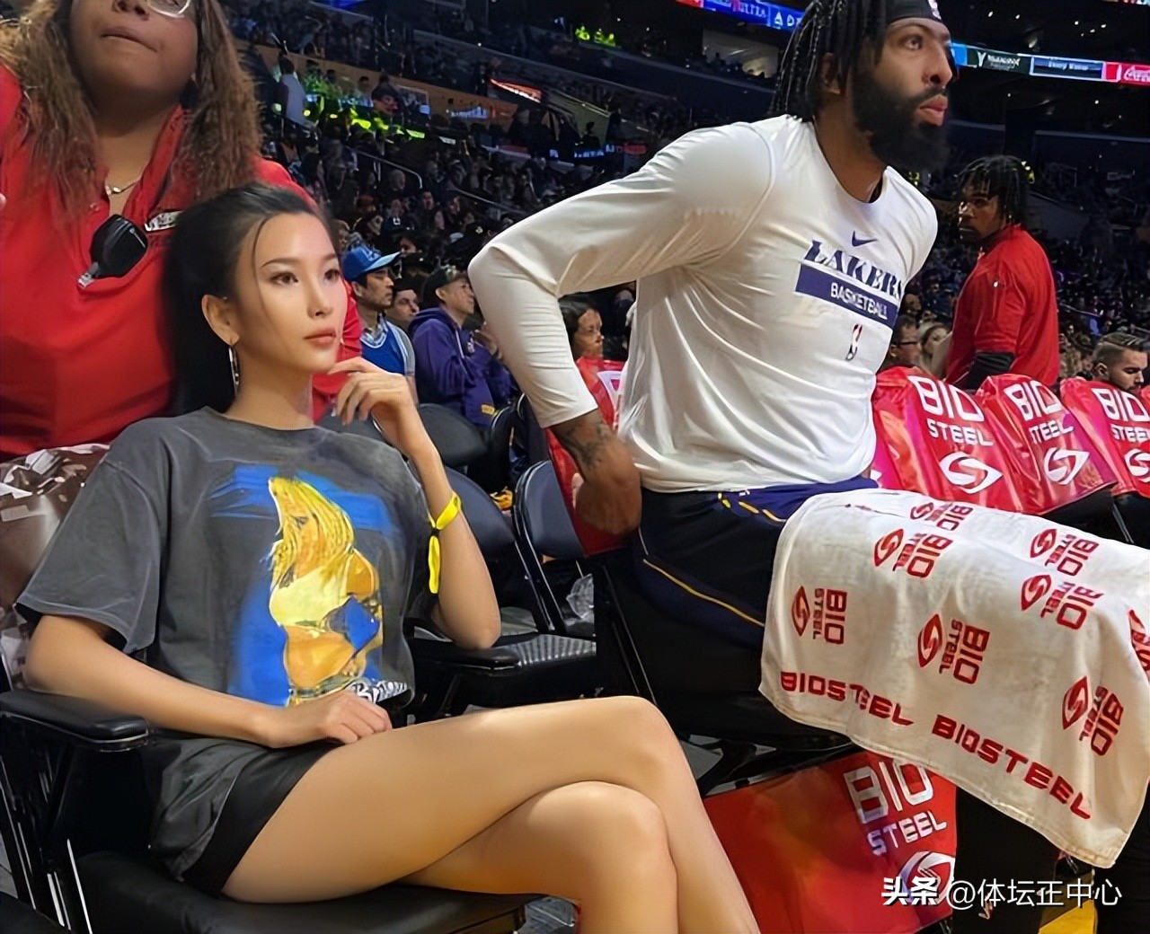 0:2 behind by a big score, how can the Lakers come back? Xu Jingyu made ...