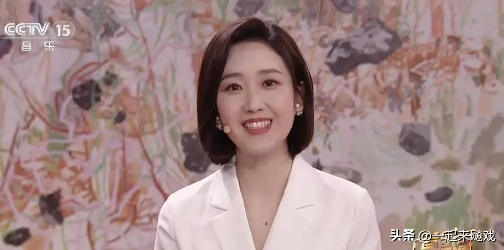 Wang Jianing: CCTV Spring Festival Gala Official Announcement Host - iMedia