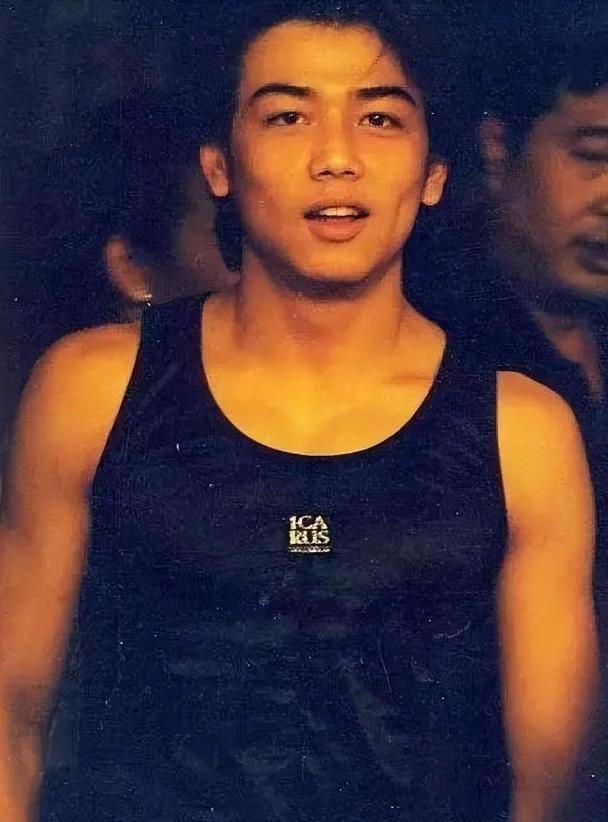 From being a smash hit to disappearing, how did Yang Shuo play a good