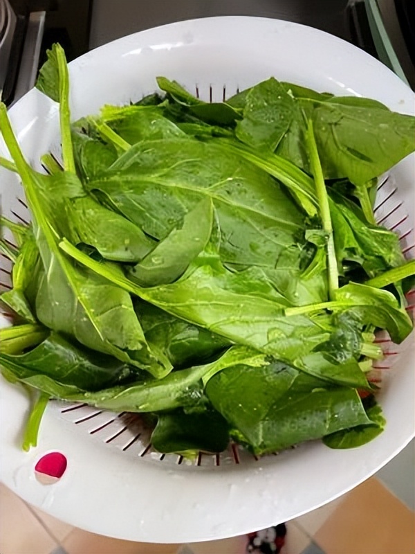 Spinach steamed buns? Nutrition and health! Soft and strong! iMedia