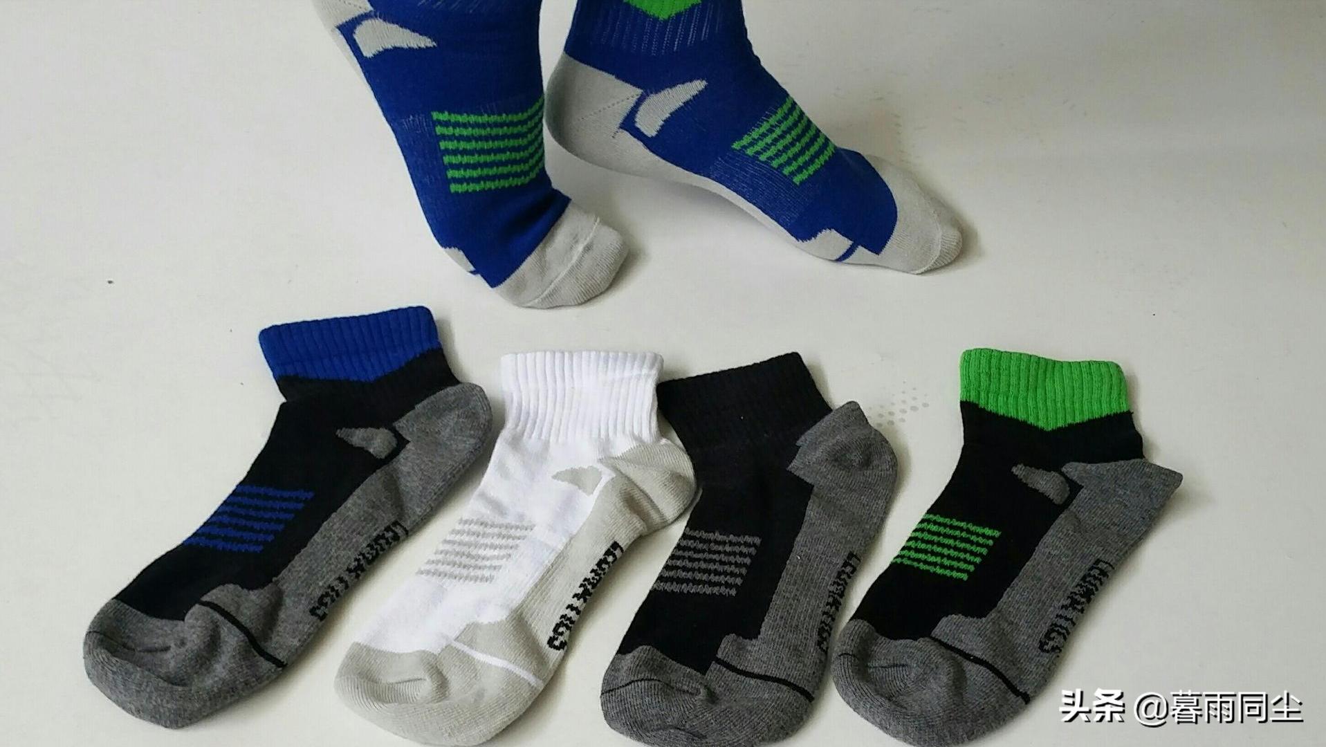 Why does cotton kill people in the wilderness?Climbing, hiking to avoid