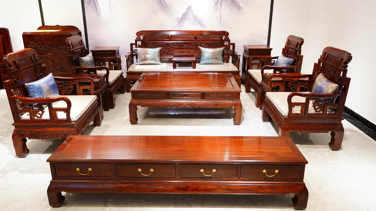 How to choose mahogany furniture to see what Zhenjiang mahogany has to