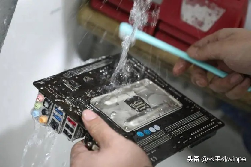 Dirty hardware = scrapped?In fact, the hardware can be washed and