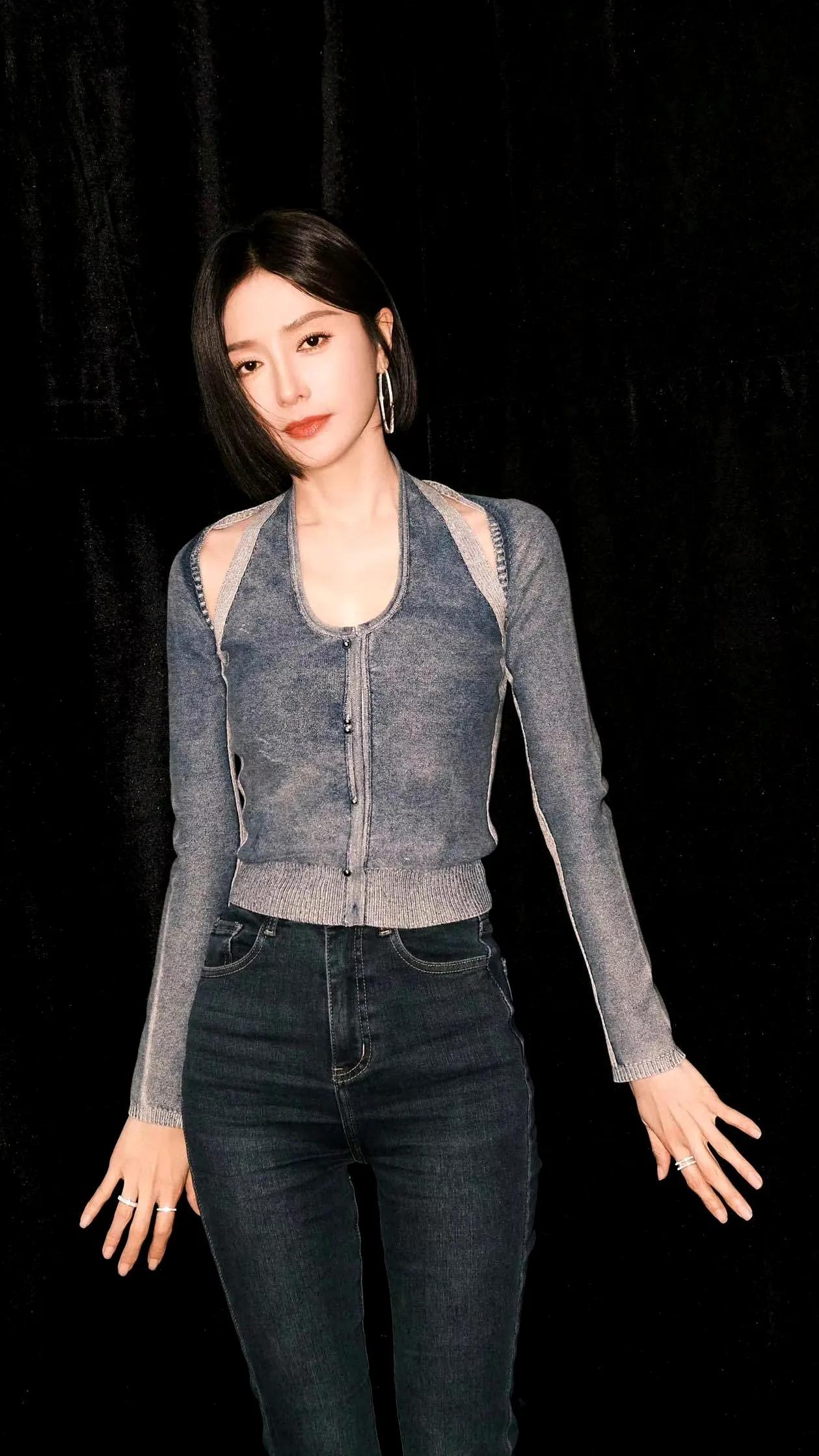Qin Lan Gao Yuanyuan 230526 Exquisite atlas dignified and beautiful ...