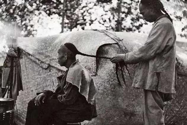 Queue Haircut The hair style of people in the Qing Dynasty is really yin and yang ...