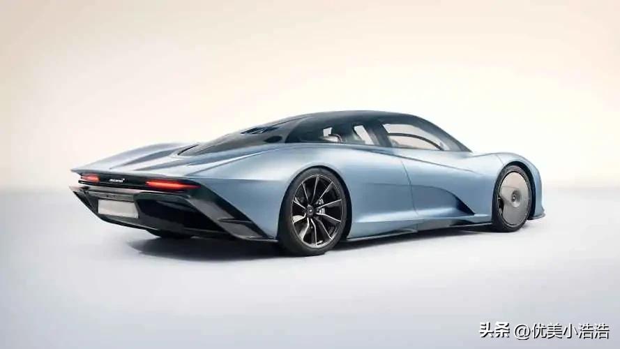 Bugatti Chiron faces McLaren Speedtail in £8m drag race - iNEWS