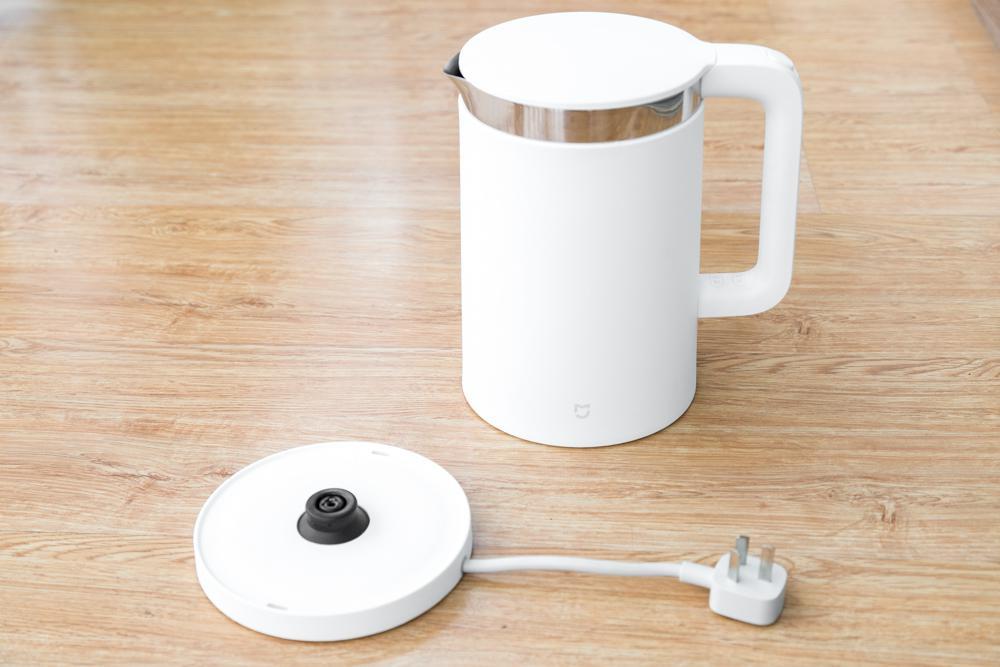 Drinking water boiled by an "electric kettle" for a long time not only