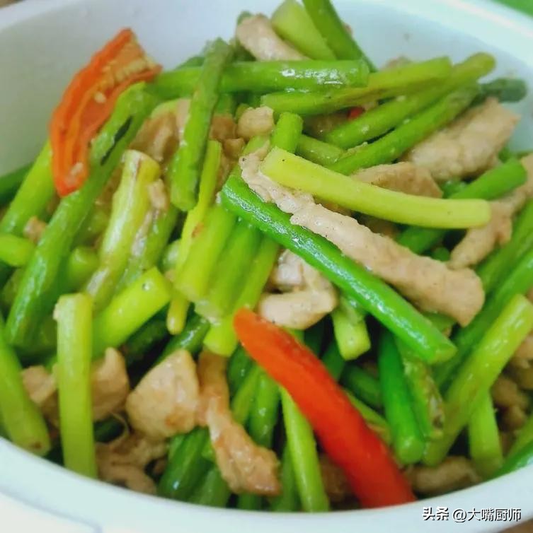 No appetite in summer, eat more garlic sprouts, appetizing to promote ...