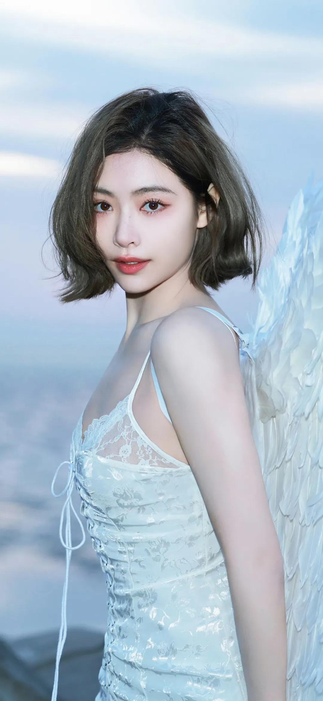 許佳琪美圖 - 資訊咖