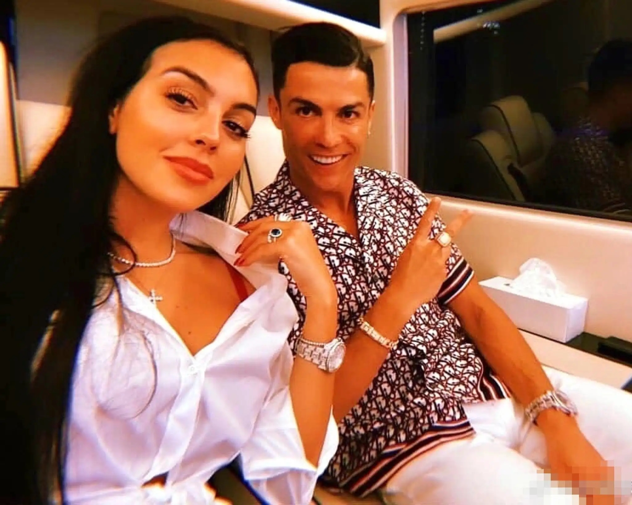 British media: Ronaldo's wedding is approaching!Girlfriend's 