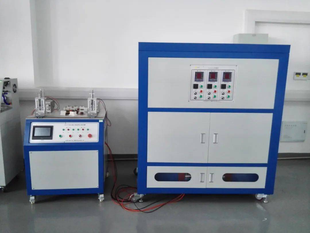 Plug and socket life test method iNEWS