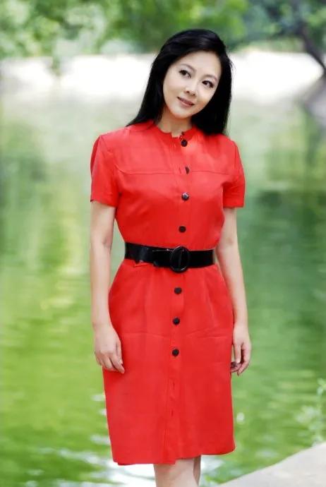 Liang Li Model Liang Li, some beautiful photos - iNEWS
