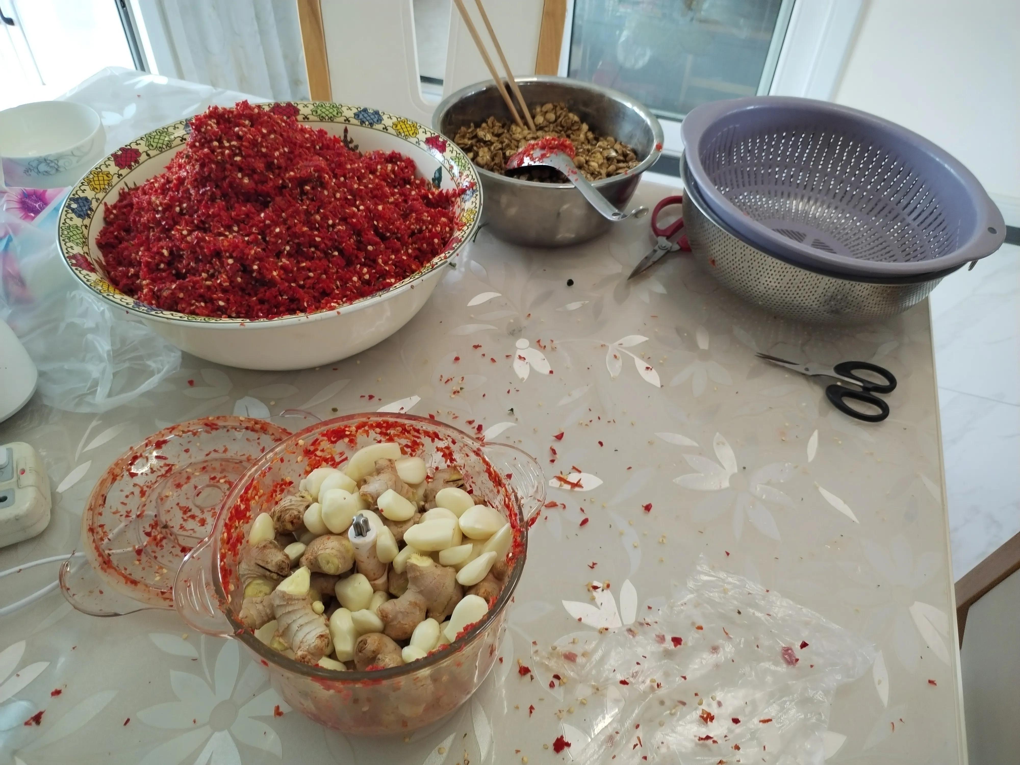 How to make chili bean paste iNEWS