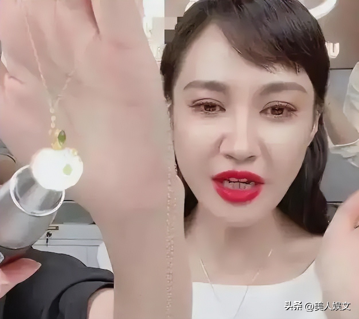 Yang Xue finally paid the price for her "plastic surgery" iMedia