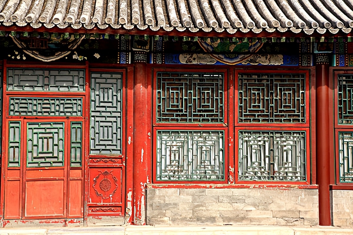 A brief analysis of ancient Chinese doors and windows, their shape ...