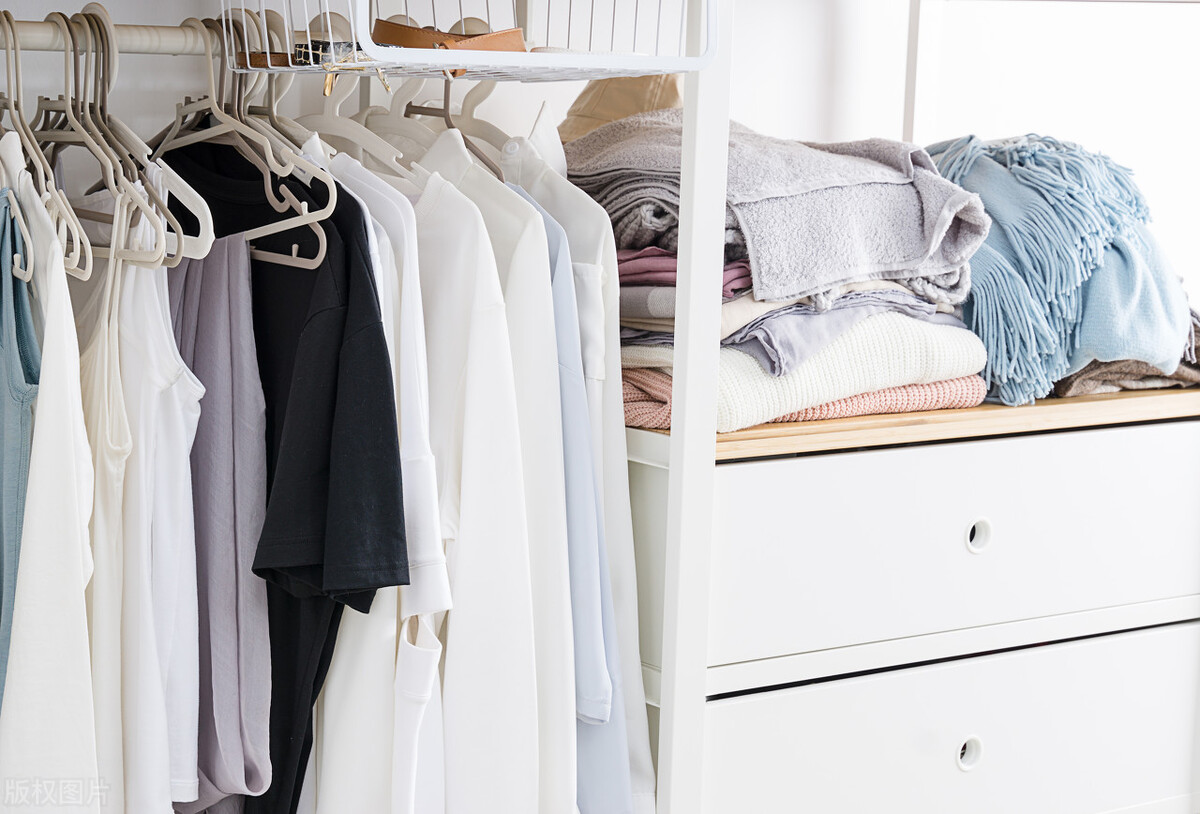 What does the whole house custom wardrobe mean (whole house