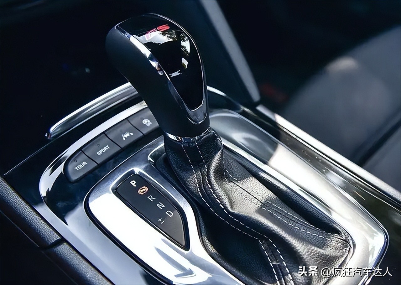 How to go uphill and downhill with automatic transmission? Listen to