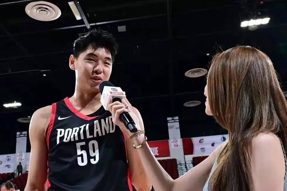 Official announcement! Signed with the Nets! After 8 years of waiting ...