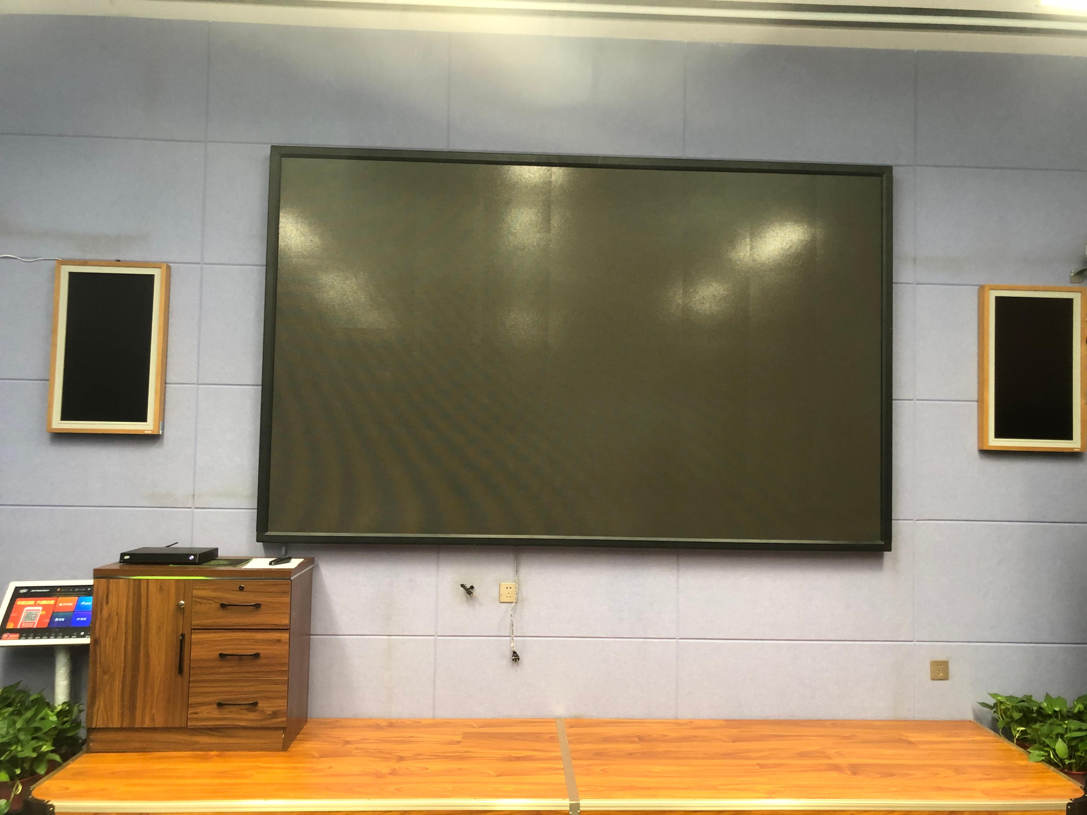 The difference between conference panel and ordinary LED display iNEWS