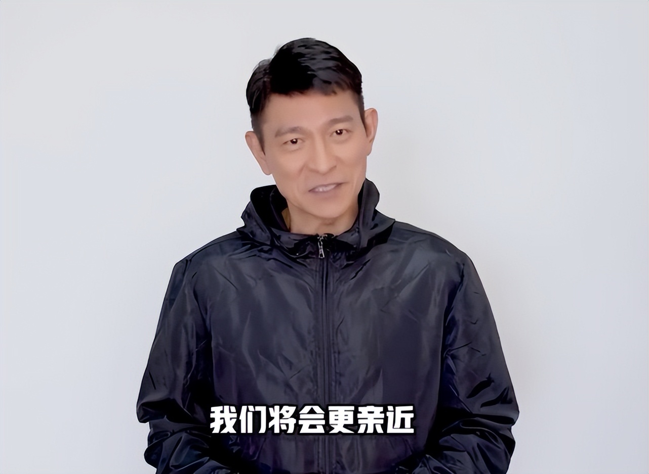 The king needs to work too!Andy Lau dressed as an amateur and mopped ...