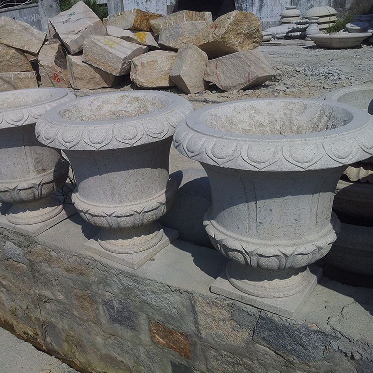 What does Dapeng Stone say about the role of stone-carved flower pots ...