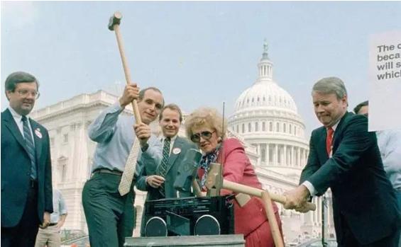 Biden's lungs exploded! Huawei's shot, 3 major breakthroughs shake the ...