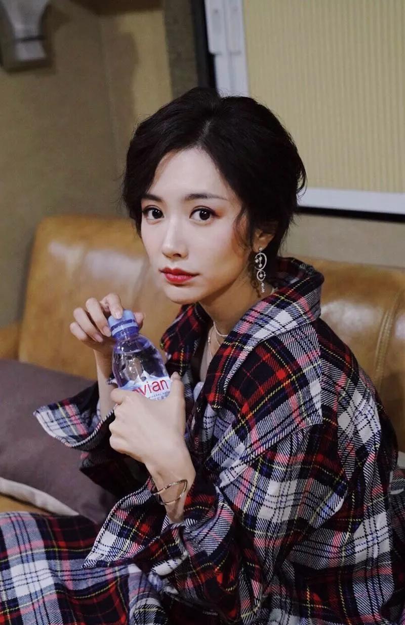 Li Chunai, Appreciation of Meitu Series - iMedia