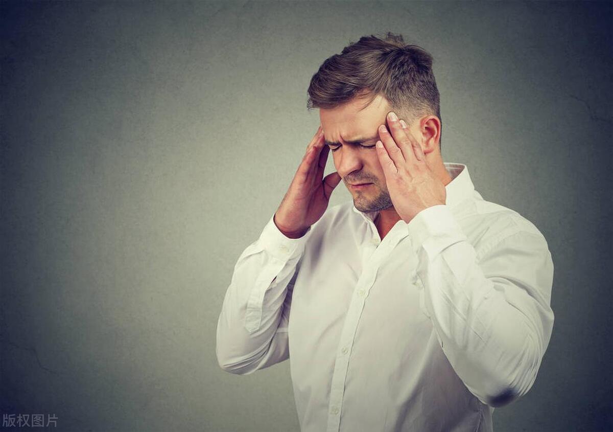 Tinnitus due to hyperactivity of fire in the middle burner, a dose of heatclearing and