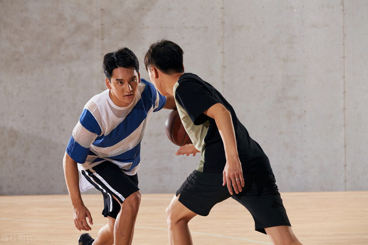 Yibang health knowledge how to maintain the knees after playing iMedia