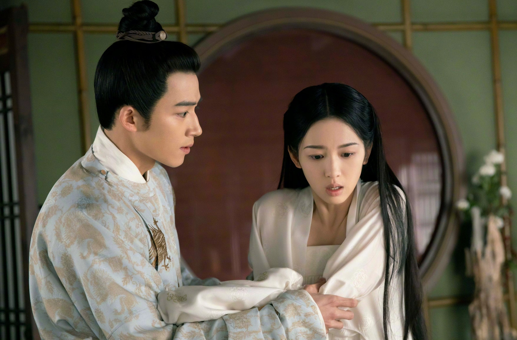 Yu Zheng's 2 costume romance dramas are coming, and they are supporting ...