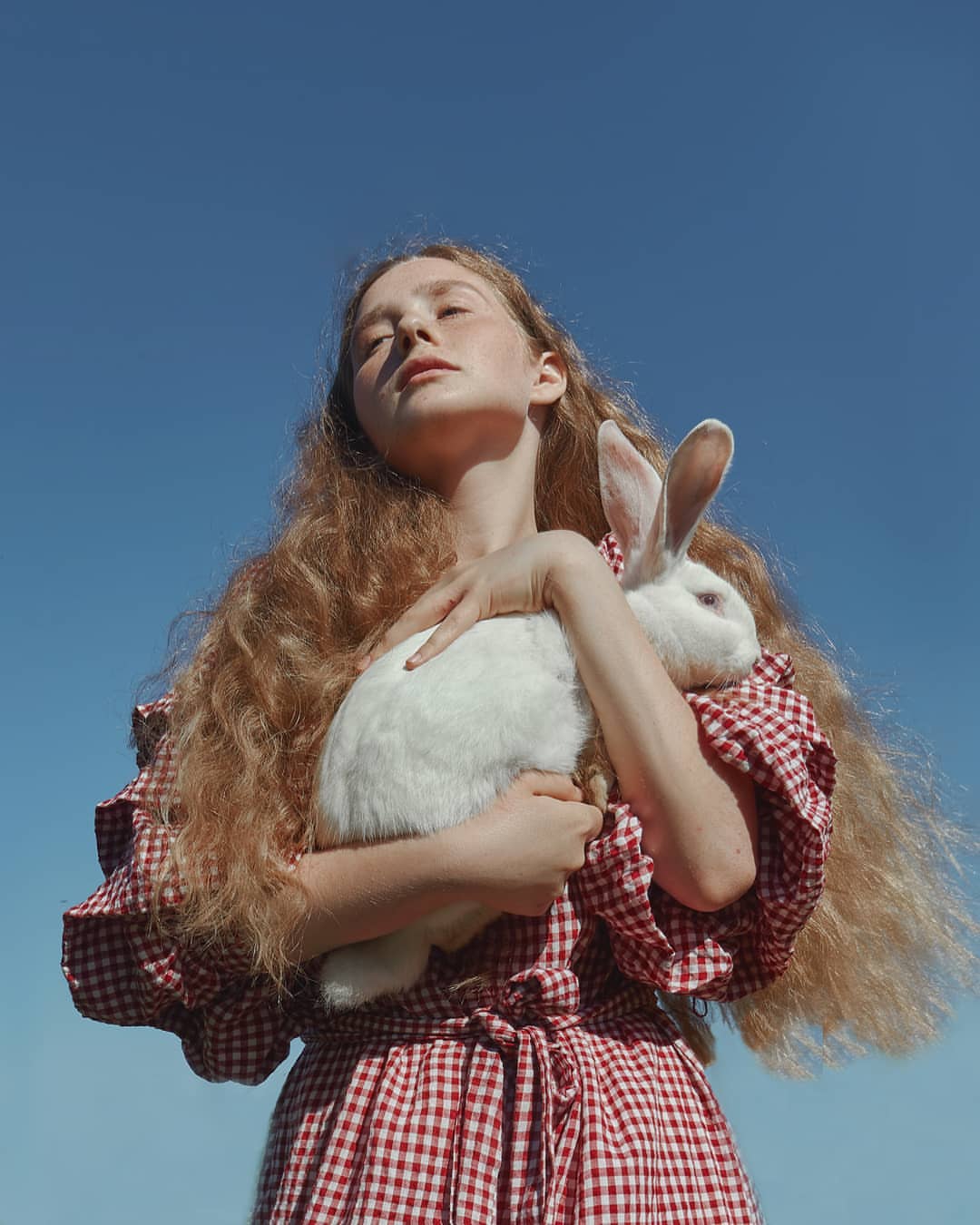 Appreciation of works by Russian photographer xenya.art iMedia