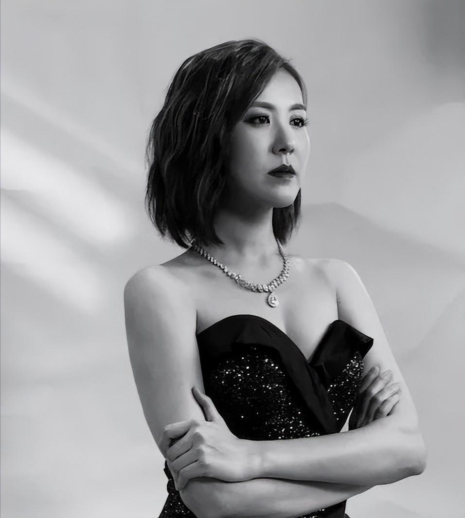 TVB Xiaohua Liu Peiyue's emergency admission to the hospital is ...