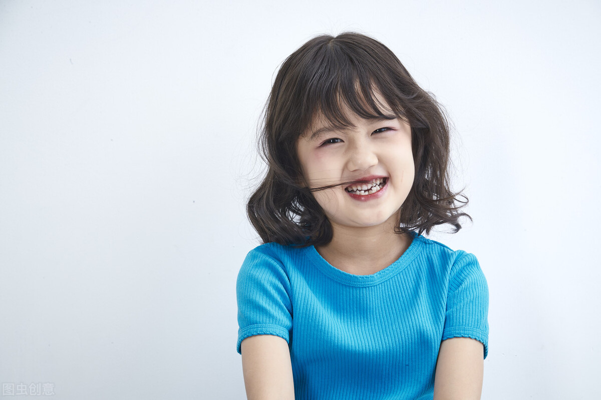 The 3 characteristics of girls are more likely to be inherited from