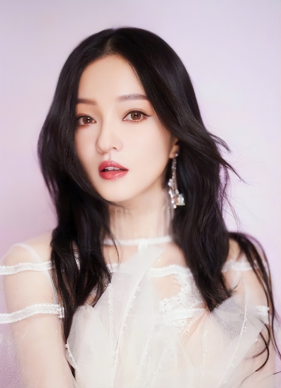 Angela Chang Ten years ago, she had invisible wings. Ten years later, she said that her fate