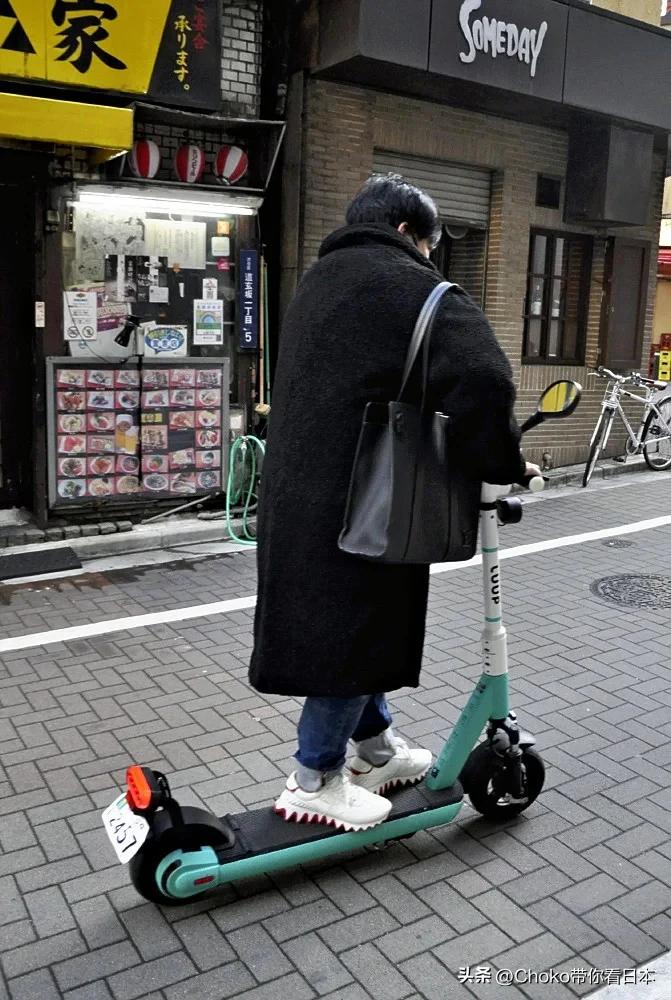 Japanese electric scooters do not need to be licensed at speeds below