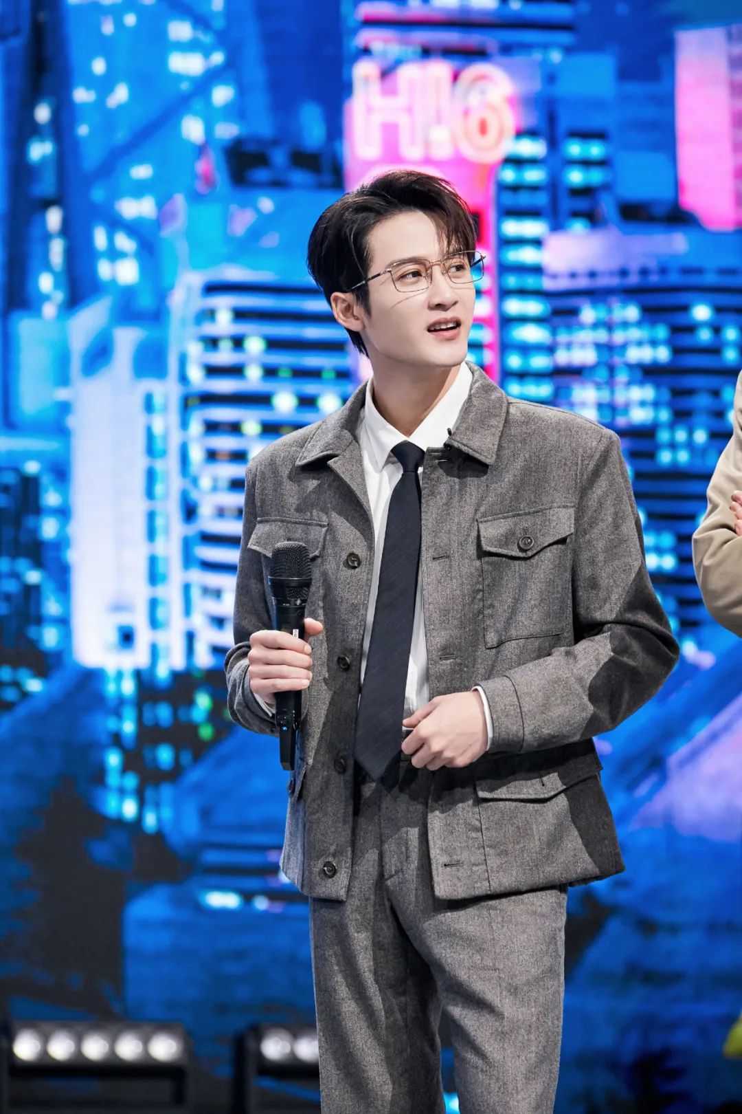 Chen Feiyu kneeling? Xin Zhilei was cheated on? Tan Jian was changed ...