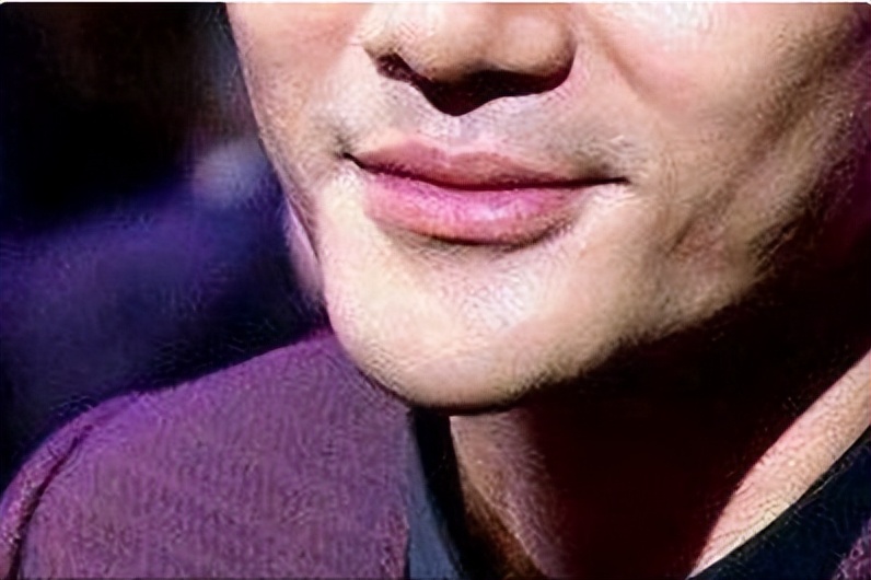 “Fake chin” peak showdown! Witches, snake spirits, and awls, all of