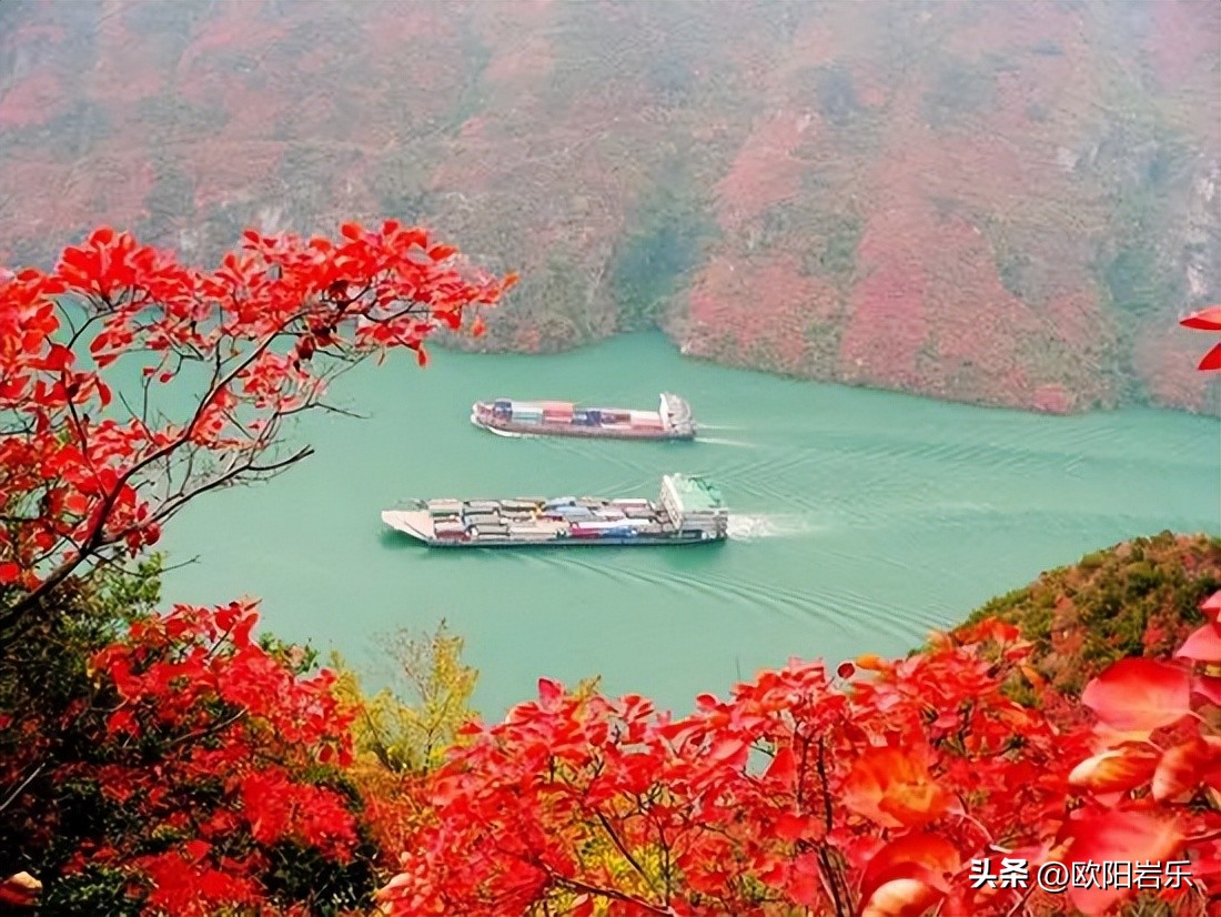 15 travel destinations suitable for October, pick one and take her with ...