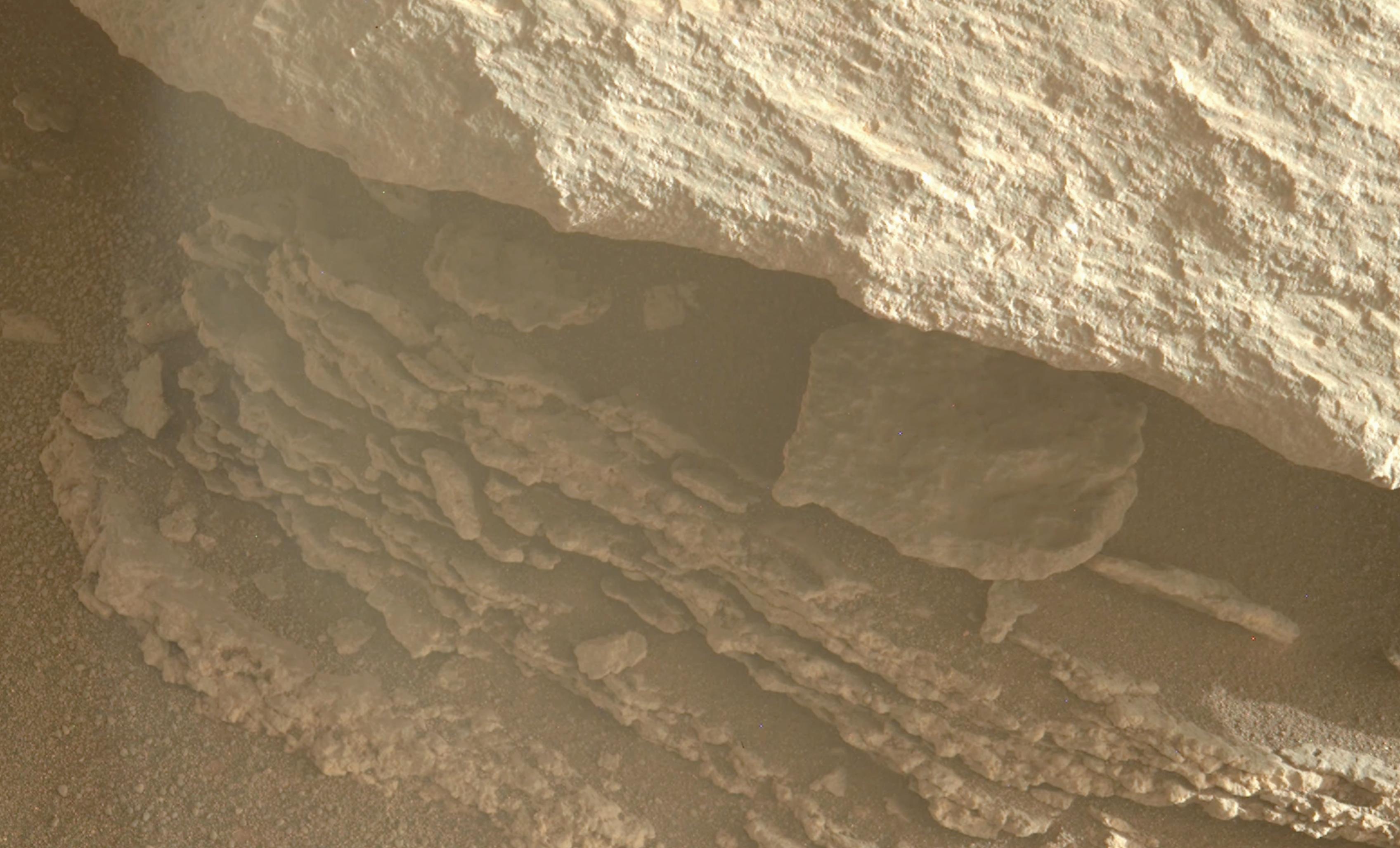 Landscapes on Mars: Perseverance spots a shiny object, and scientists ...