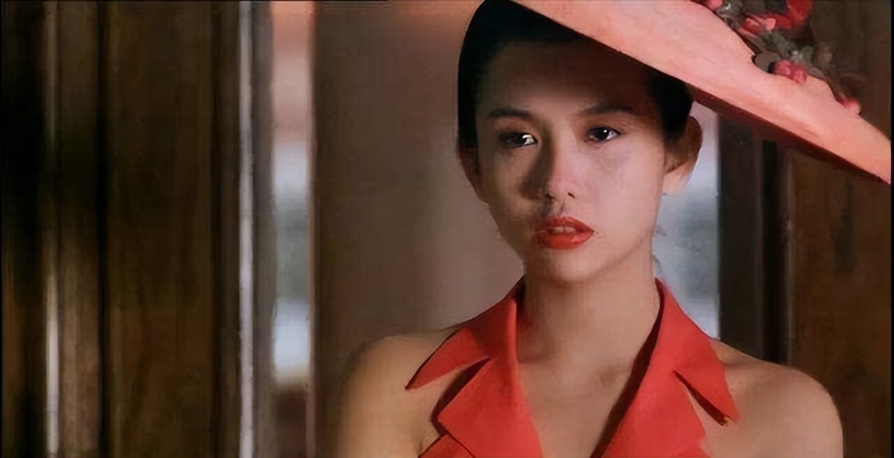港圈香艷女神上位史,和導演地下情,手撕當紅女星 - 頭條匯