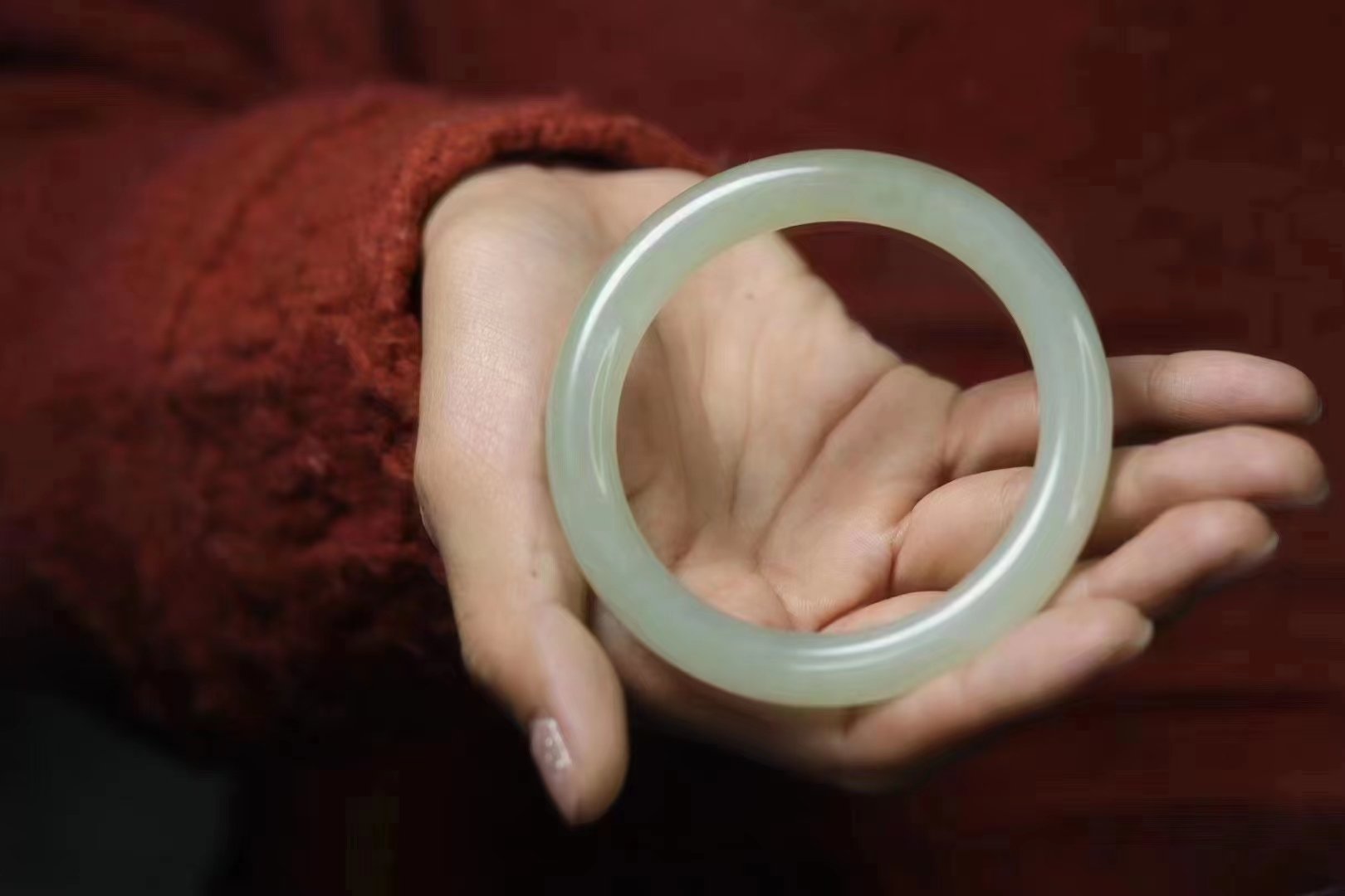 Can the jade worn by others be worn? iNEWS