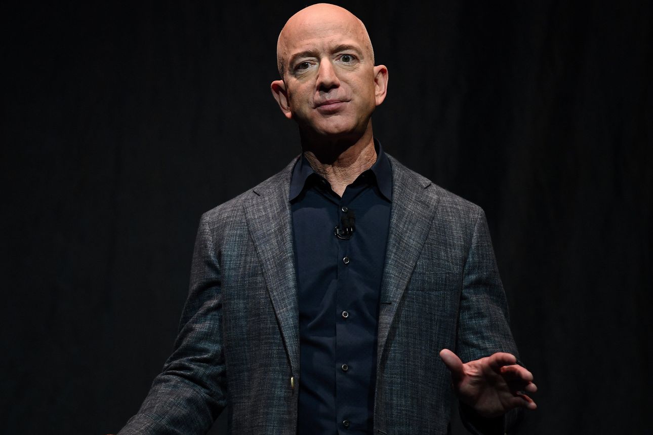 Amazon Founder Bezos Plans To Donate 124 Billion Fortune Inews