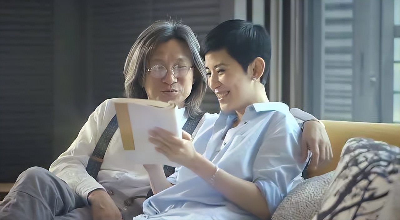 Living together for 25 years, her daughter is 16 years old. Wu Junru is ...