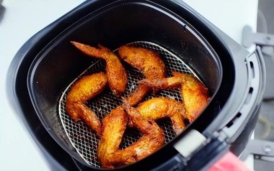 Is an air fryer a "cooking machine" or a "carcinogenic tool"?Let's hear