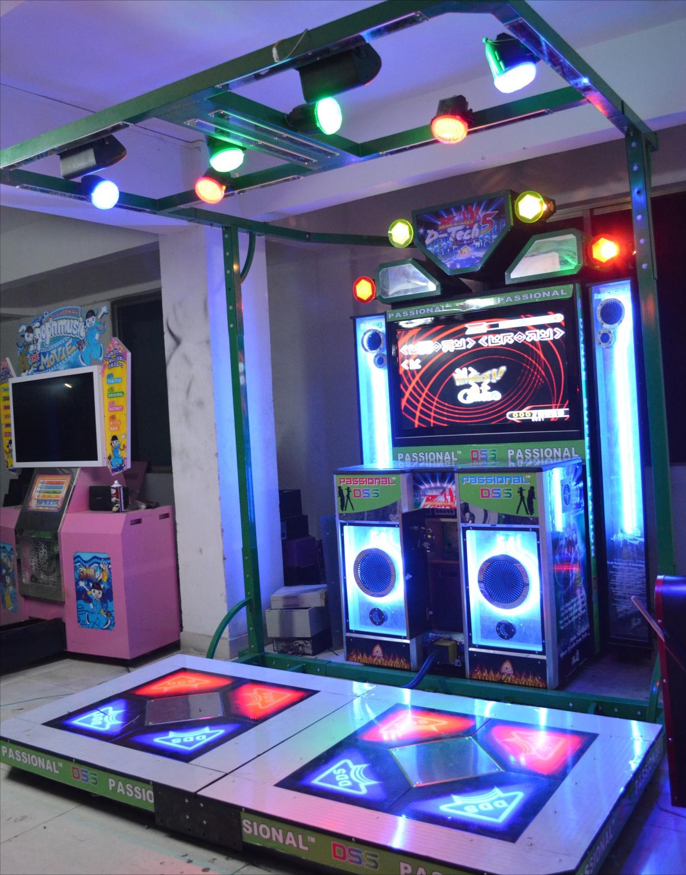 It turns out that the dance machine can also play "Elden's Circle