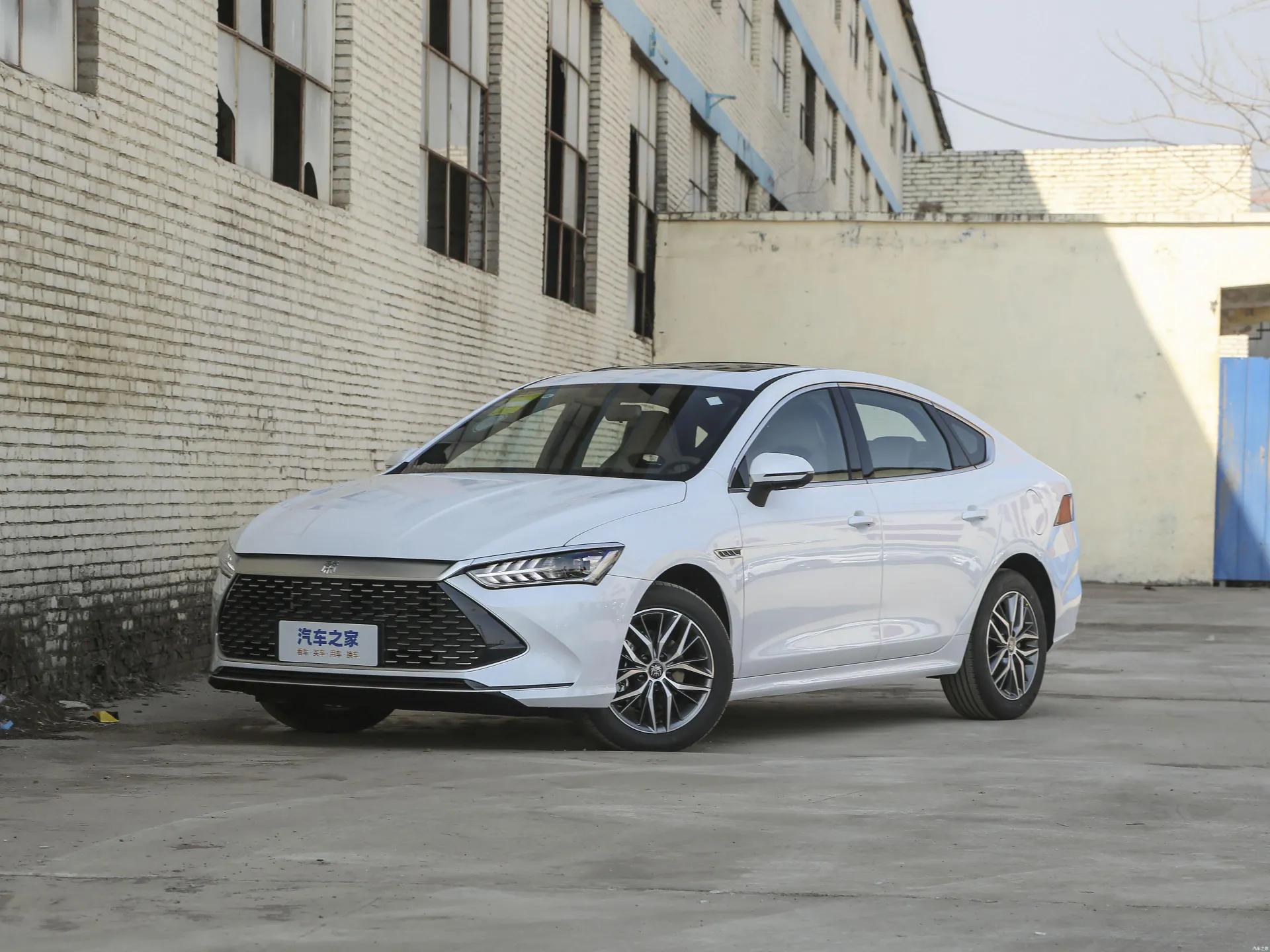 Holding 100,000 yuan, how to choose Changan Yida VS BYD Qin PLUSDM-i ...