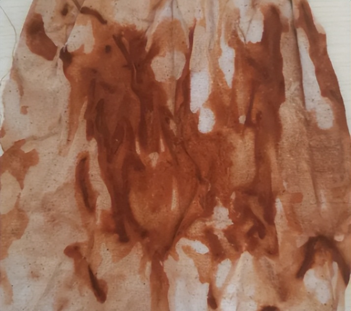 What kind of artistic charm does the combination of rust and fabric ...
