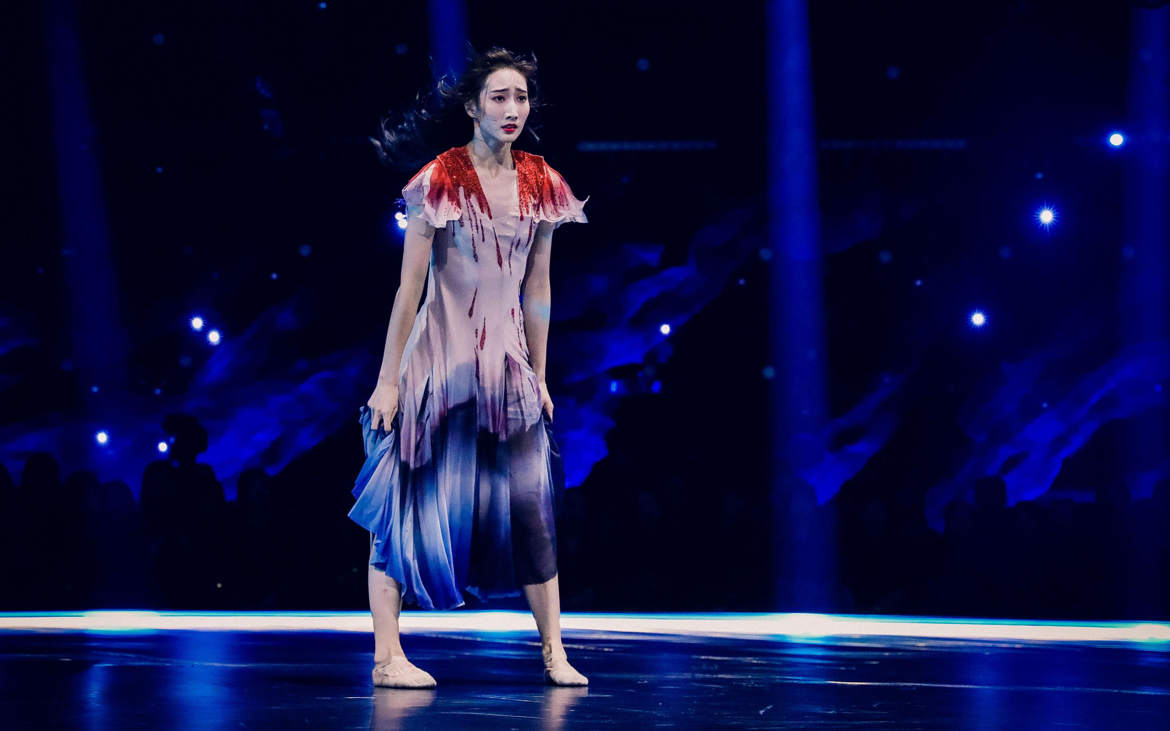 Hua Xiao made a comeback after giving birth, blowing up the entire ...