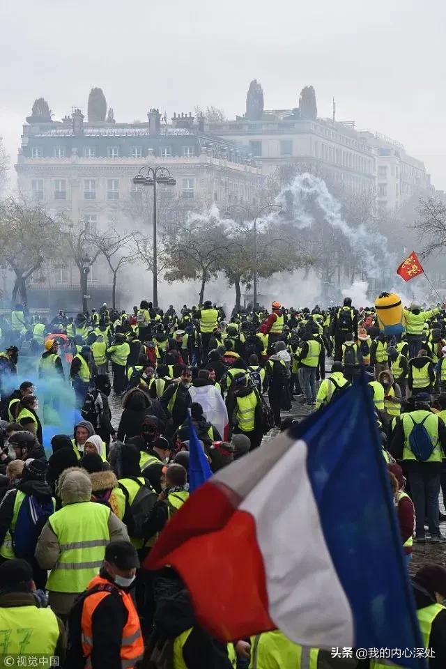 How long can France persist in the large-scale riots caused by a 17 ...